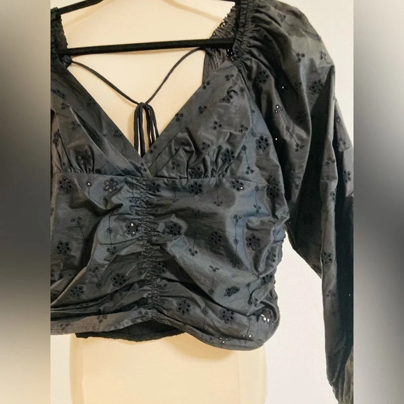 Free People Bella Eyelet Top Size Small NWOT $128 - Picture 3 of 9